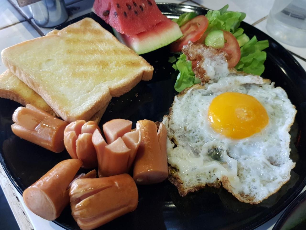 Pastelhouse Hostel (Adults Only) Банкок Екстериор снимка